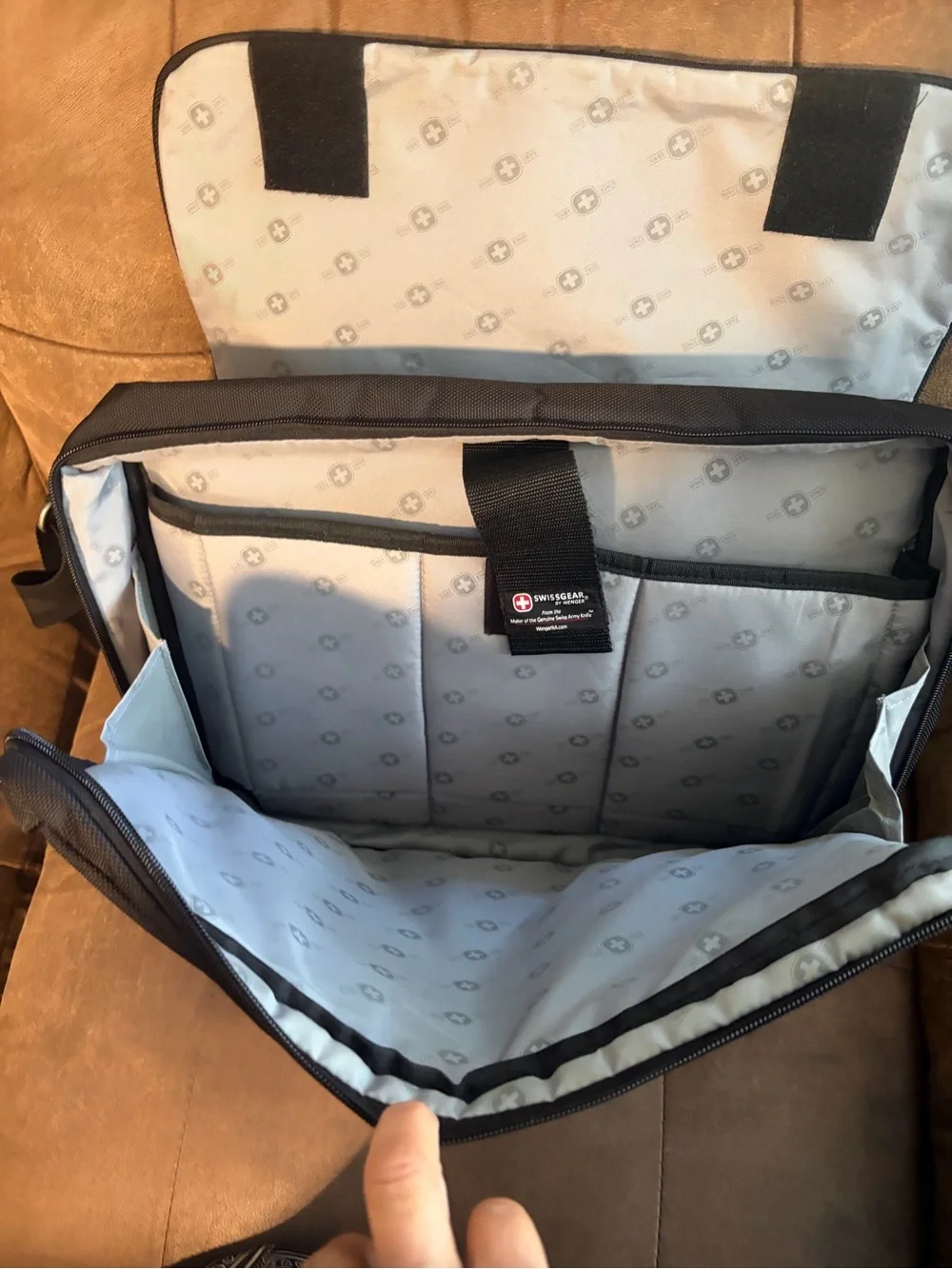 Swissgear Laptop💻Messenger Bag💼by Wenger Padded Bag Swiss Army Gray Canvas 15